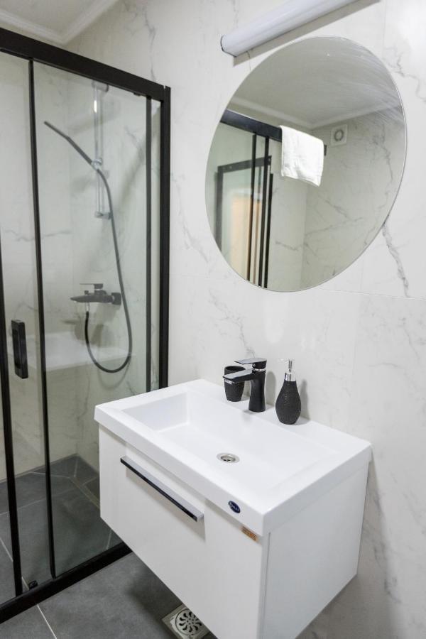 Blue Eye Ohrid Apartment ภายนอก รูปภาพ